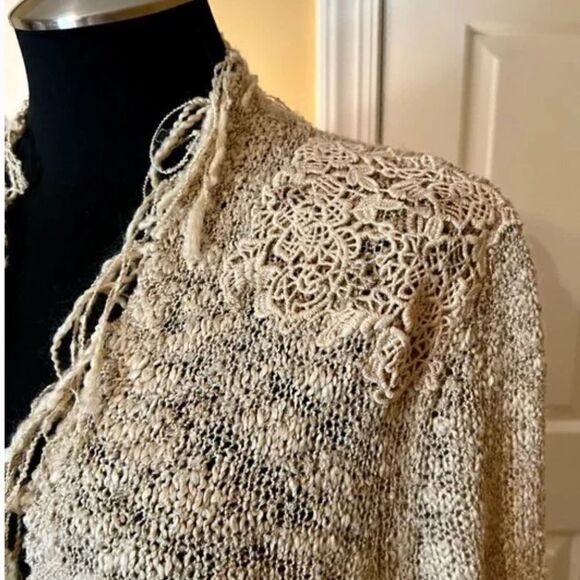 NWOT Chico's Monique Lace Fringe Tan Beige Cardigan Sweater Size 1 or MEDIUM - Picture 2 of 6